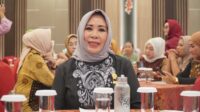 Foto Tien Suharti Mobilliu Anggota DPRD Kota Gorontalo Saat Menghadiri Seminar Perempuan dan Politik oleh Gabungan Organisasi Wanita (GOW). Senin (16/10/2023) (Foto Humas Istimewa)