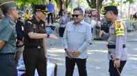 Wali Kota Gorontalo, Marten Taha menghadiri Apel Gelar Pasukan Operasi Kepolisian Terpusat "Mantap Brata" 2023-2024 dalam rangka kesiapan pelaksanaan Pemilu Tahun 2024 di Kota Gorontalo. (Foto : Humas Istimewa)