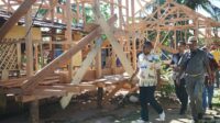 Bupati Biak Numfor, Herry A. Naap tinjau lokasi pembangunan dan rehab rumah sebagai salah satu penunjang STC 2023