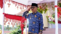 Pemecahan Kendi oleh PJ Bupati Probolinggo Simbol Peresmian Truk Alphomain Milik DPUPR