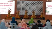 Ketua GOW Kota Yogyakarta Atik Wulandari menyampaikan laporan pada kegiatan peringatan Hari Kartini tahun 2024. Foto: Clementine Roesiani