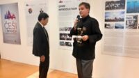 Pihak Kota Hubloka nad Vltavou Republik Ceko sedang merepresentasikan kotanya usai penandatangan kerjasama antara Pemkot Yogyakarta dan  Pemkot Hubloka nad Vltavou Republik Ceko yang digelar di Taman Pintar, Senin (20/5/2024).