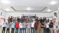Foto para peserta sosialisasi saat penutupan kegiatan