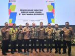 Foto Bersama jajaran Dewan Komisaris Subholding Downstream Pertamina Foto Bersama jajaran Dewan Komisaris Subholding Downstream Pertamina